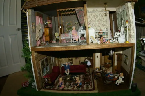 1970 HUGE CUSTOM BUILT & FULLY FURNISHED DOLL HOUSE (5 ft x 4ft x 32”) WITH 14 rooms & 3 gardens, Plants, Trees   Outhouse (1/12 Scale) Operating Lights