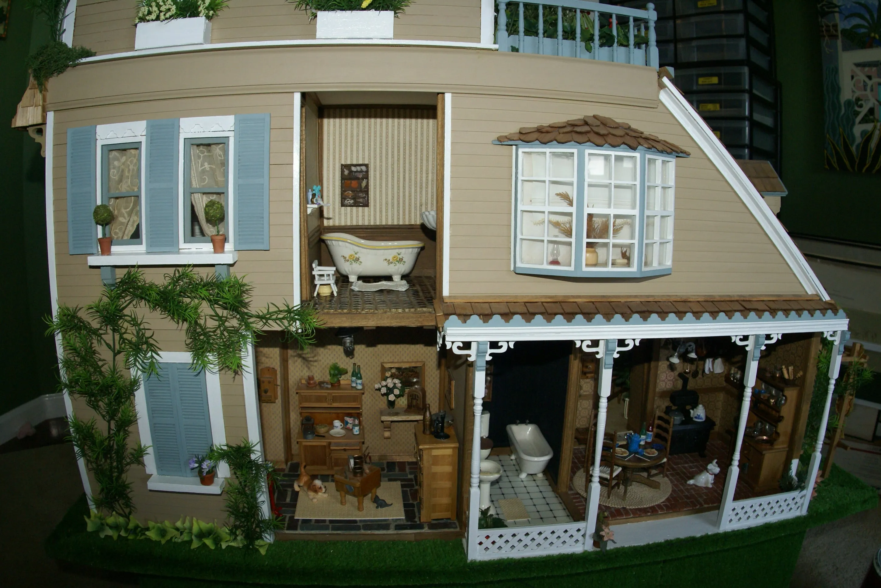 1970 HUGE CUSTOM BUILT & FULLY FURNISHED DOLL HOUSE (5 ft x 4ft x 32”) WITH 14 rooms & 3 gardens, Plants, Trees   Outhouse (1/12 Scale) Operating Lights