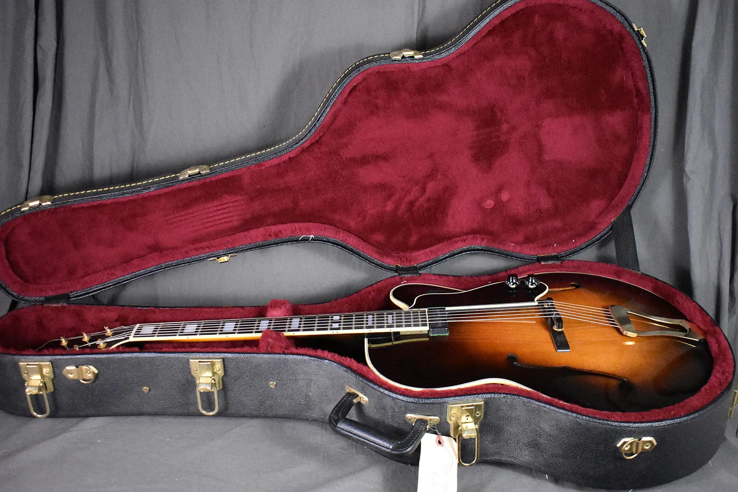 1995 D.W. Stevens 70 Pro 17" Archtop