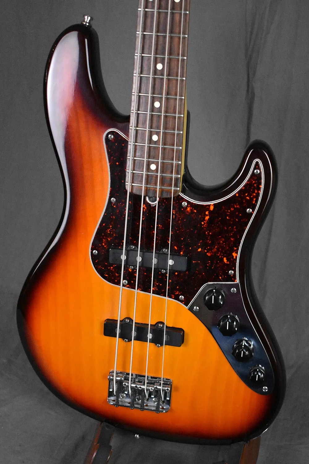 1996 Fender American Deluxe Jazz Bass