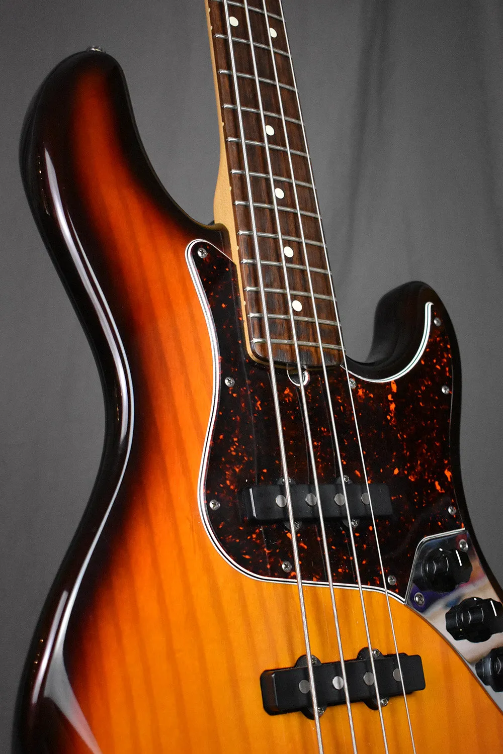 1996 Fender American Deluxe Jazz Bass