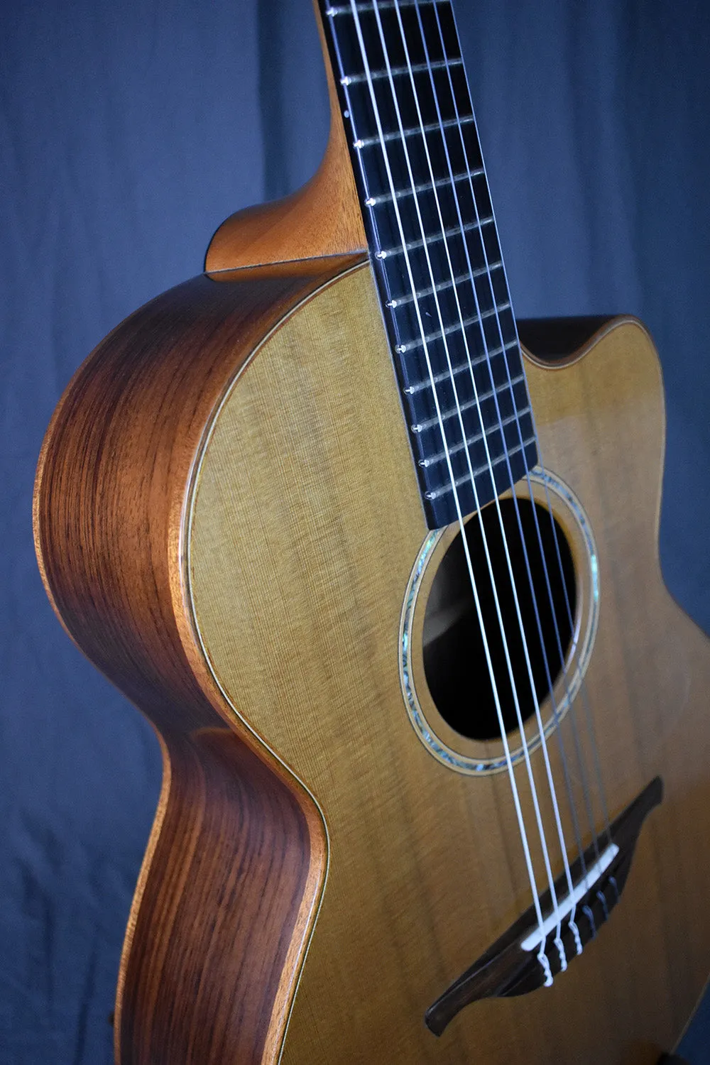 2001 Lowden S25J Cedar/Indian Rosewood