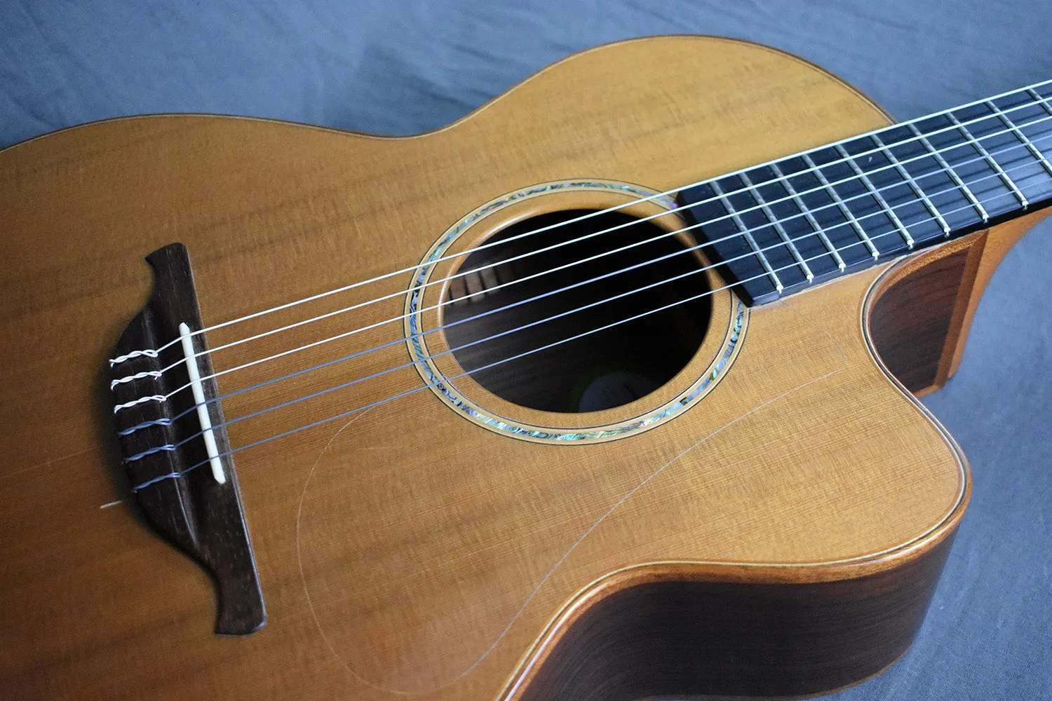 2001 Lowden S25J Cedar/Indian Rosewood