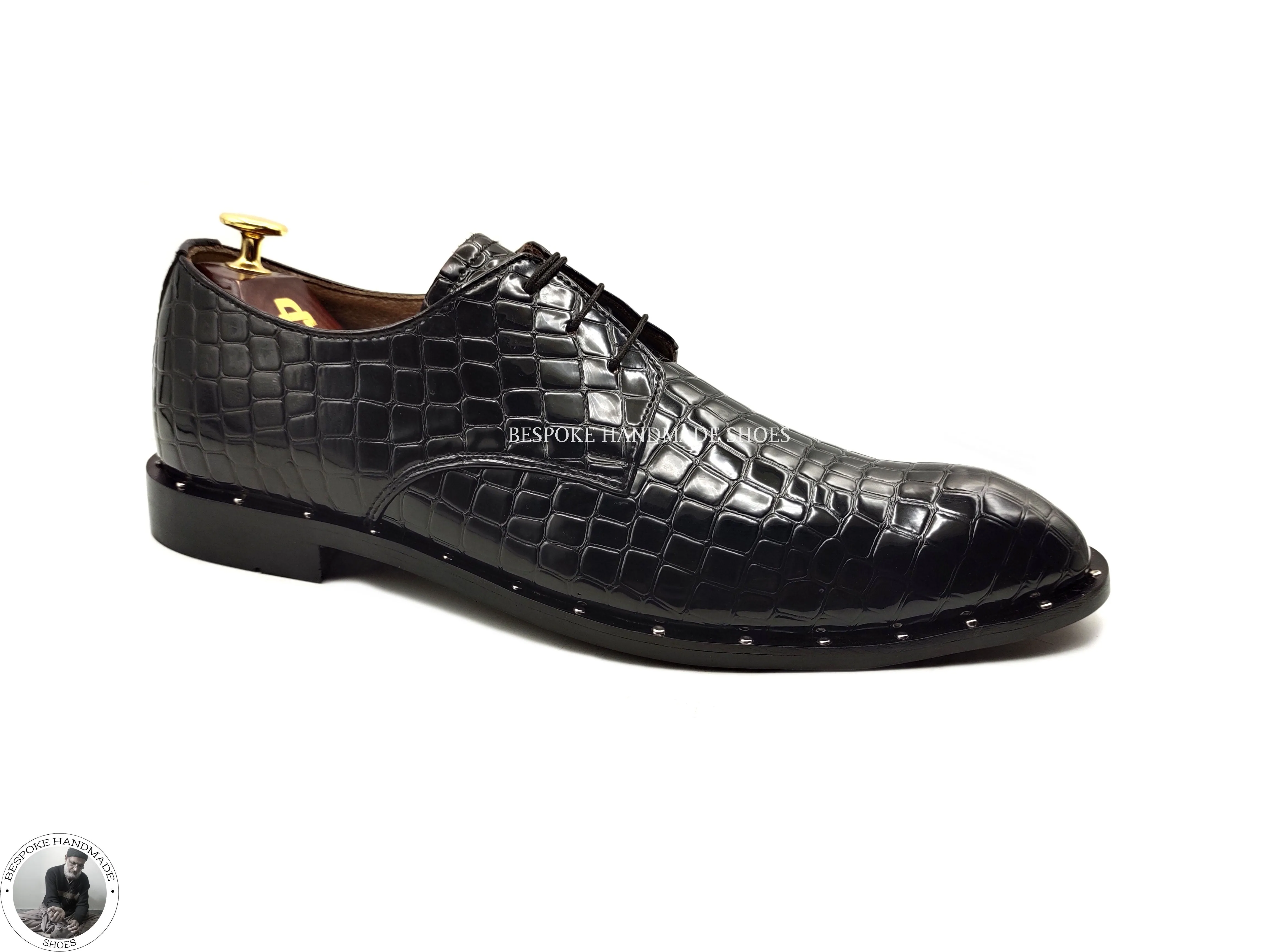 Handcrafted Men’s Genuine Black Alligator Leather Print Oxford Lace up Wingtip Unique Shoes